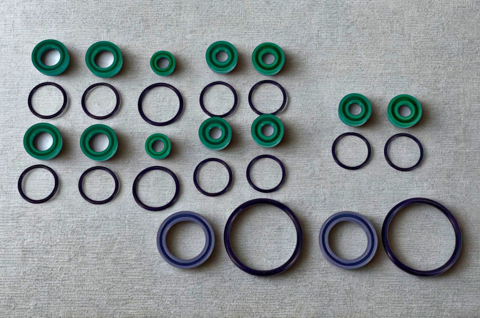 Rebuilding R129 Roof Cylinders: Keeping the SL the Way Mercedes Intended